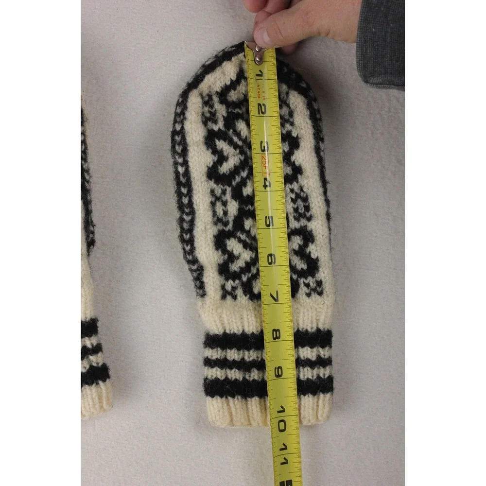 Wool Blend Knit Mittens Womens One Size Black Ivory Fair Isle Nordic Winter